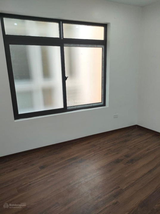 HIẾM !CHÍNH CHỦ CẦN BÁN NHÀ ĐƯỜNG LÁNG( GIÁP CẦU GIẤY )OTO ĐỔ CỬA-KINH DOANH ĐỈNH -DT 50MX GIÁ 4TY5