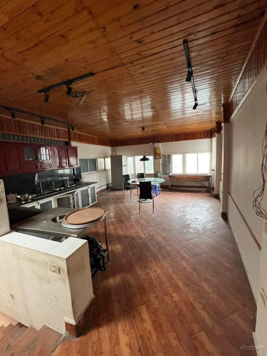 HÓT ,HIẾM -BẤT CHẤP ĐẦU TƯ - 5M RA MẶT PHỐ LÊN THANH NGHỊ - D.TÍCH LỚN - BÁN ĐẤT TẶNG NHÀ -