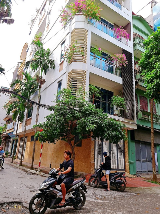 Hàng hiếm, đường Trung Kính, lô góc, 2 ô tô tránh, vỉa hè, KD cực đỉnh, DT 65m2, MT 6.8m, 15.2 tỷ