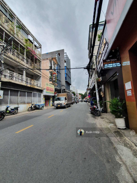 Hàng hiếm góc 2 mặt tiền Phạm Phú Phứ, P. 11, Tân Bình. DT 4x20m, 4 tầng, 23.5 tỷ.