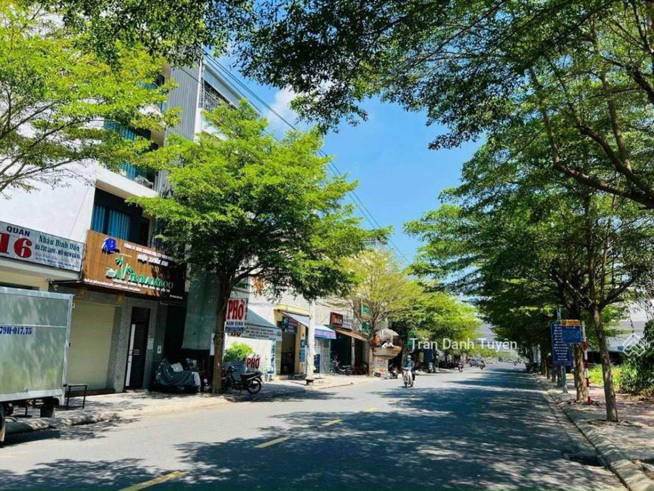 Hàng hiếm mặt tiền đường Số 4 - tái định cư VCN Phước Long - TP. Nha Trang, xây tự do, giá ngộp