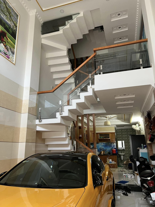 Hẻm 8m, 1 sẹc, vài bước ra Lê Đức Thọ, 4x12m đúc 4 tấm BTCT chỉ 6,5 tỷ