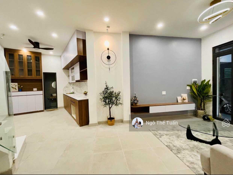 Hoa hậu Trích Sài, lô góc 3 thoáng, thiết kế hiện đại, 46m2, 5.9 tỷ