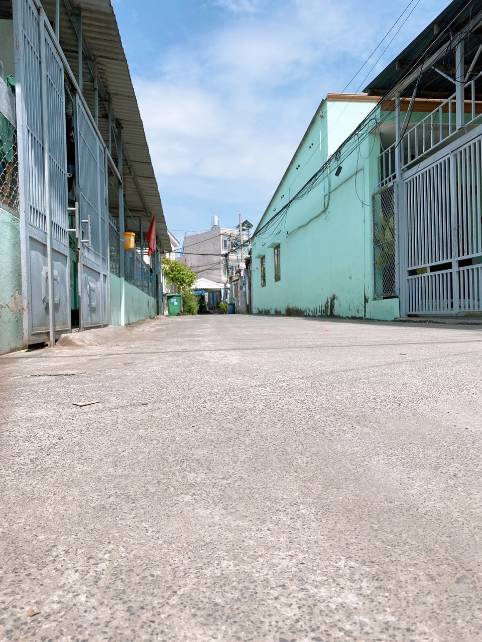 Bán nhà hẻm xe tải đường 154 Hoàng Hữu Nam Quận 9 SHR 72m2 chỉ 3.25 tỷ