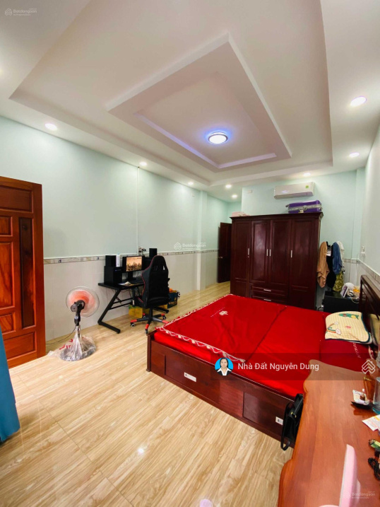 Hot, Bán nhà Tân Bình, HXH đậu cửa đường Lý Thường Kiệt - sổ đẹp - giá chỉ 11,3 tỷ, TL