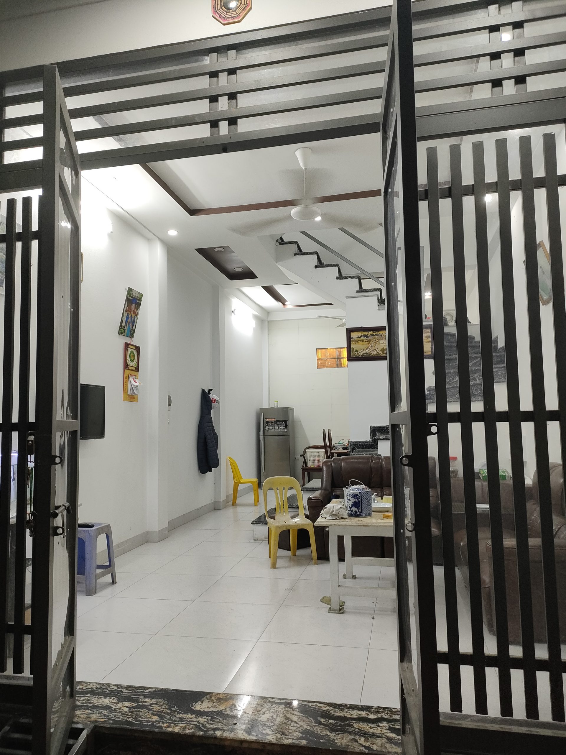 Chính chủ cần bán gấp căn nhà 3 tầng tại 293 Ngọc Thụy - Long Biên - Hà Nội