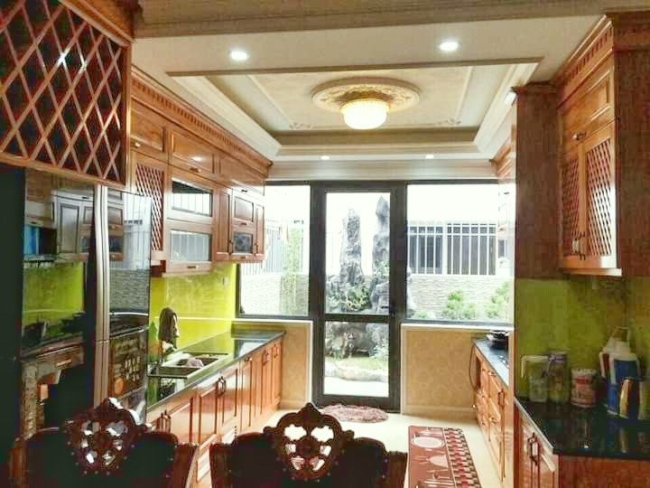 Lac Long Quân, Tây Hồ 369m2 4t MT 12.6m giá 45ty oto dừng đỗ 4 mặt, kinh doanh siêu víp