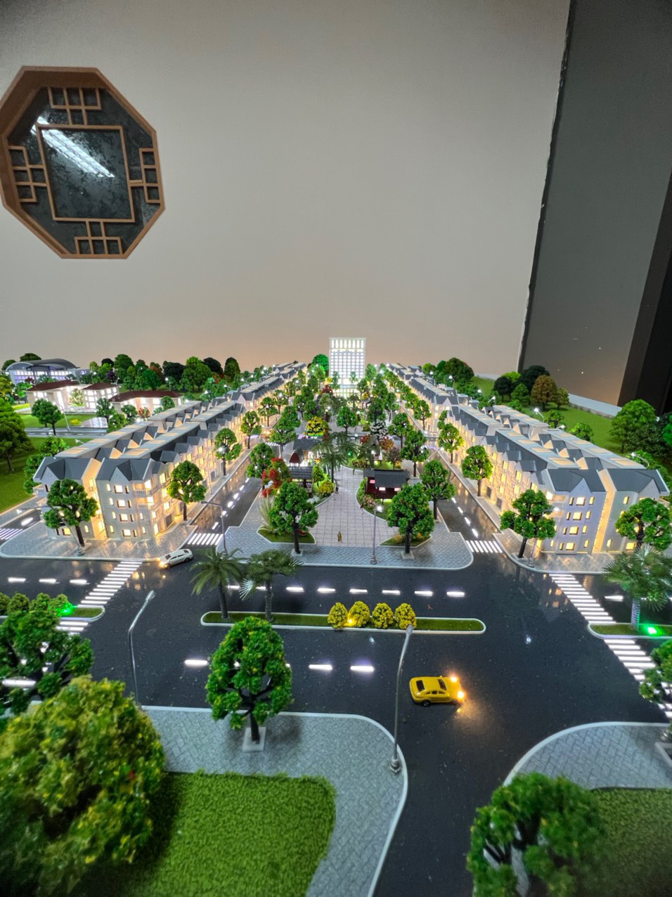 Bán nhà mặt phố kinh doanh,trung tâm hành chính huyện Mộc Châu