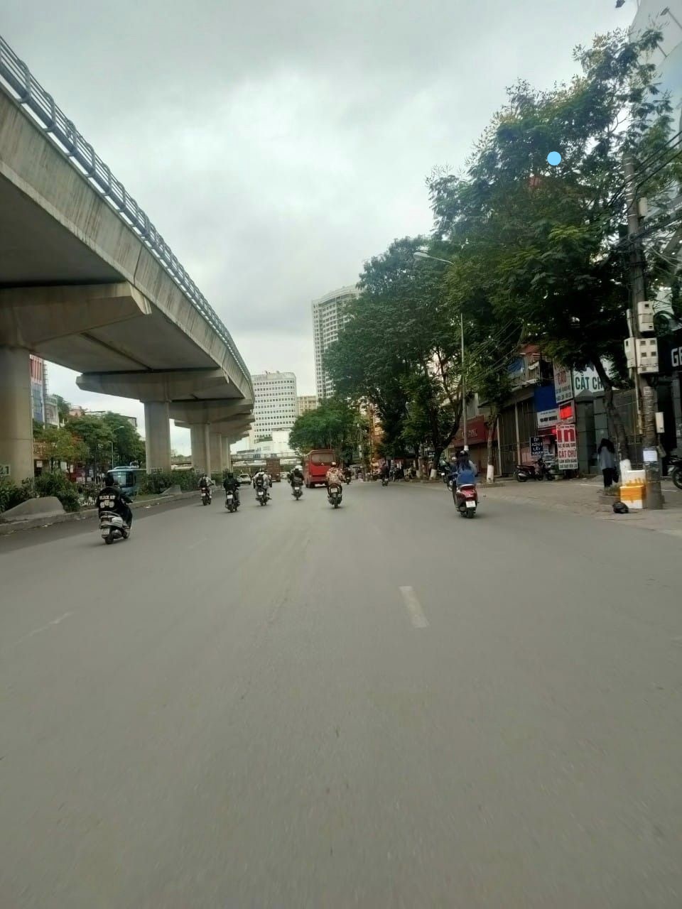 BÁN NHÀ MẶT PHỐ BÁT KHỐI, LONG BIÊN - DT 55M2 X 5T - NHỈNH 5 TỶ - VỪA Ở VỪA KINH DOANH