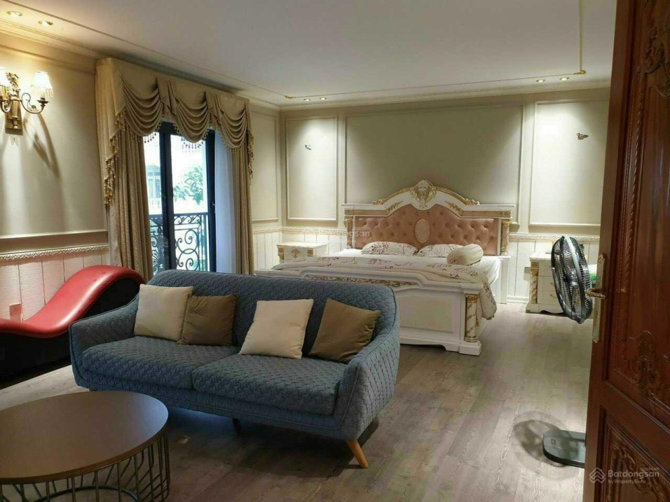 Kẹt ngân hàng! 17 tỷ còn 13.7 tỷ bán gấp nhà Cộng Hòa, P. 4, Tân Bình (4.5x22m) 4 lầu HĐT 50 tr