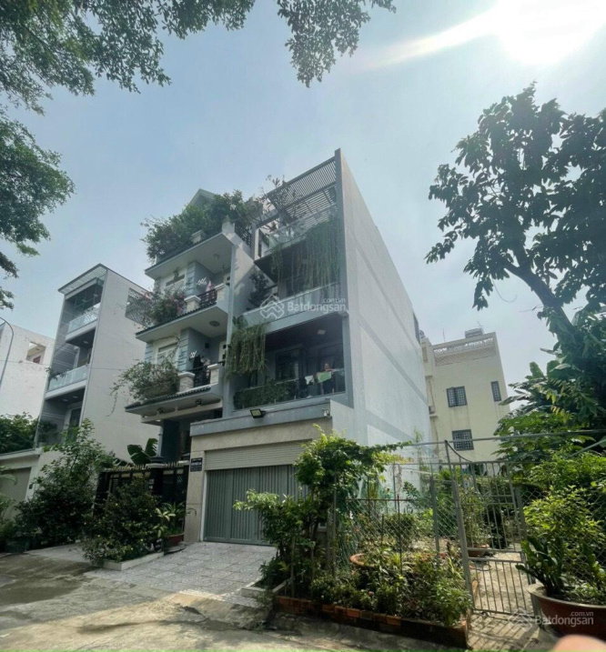 Kẹt tiền bán lô đất đẹp view sông, DT 5x18m - giá 8.3 tỷ (có sổ), khu Phú Mỹ 2, P. Phú Mỹ, Q7