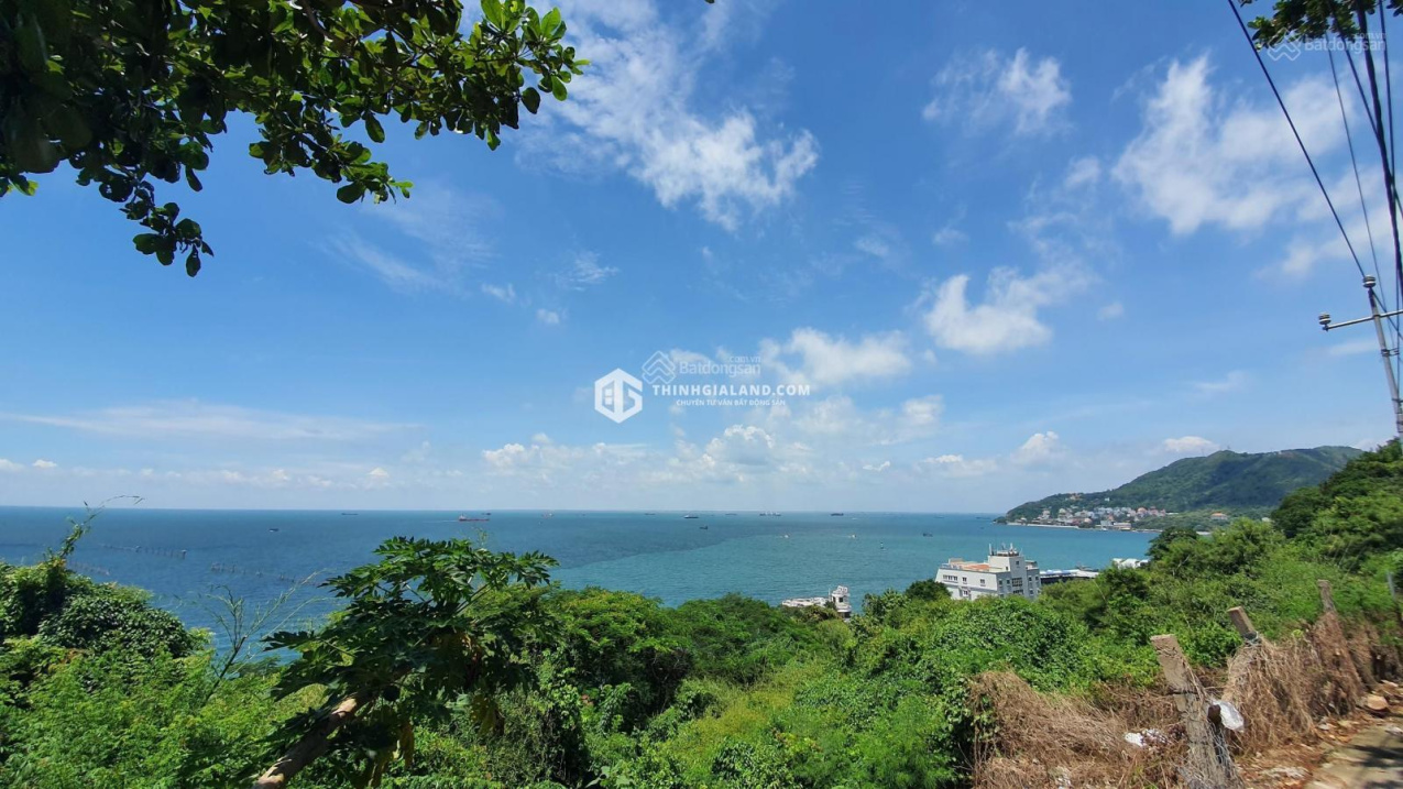 Kẹt tiền cần bán gấp lô đất view biển Bãi Dứa gần resort lan rừng đường Hạ Long 1390 m2 125 tỷ