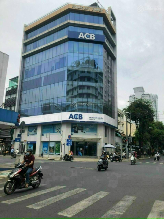 Khan hiếm! Bán gấp căn nhà mặt tiền đường D2 (8.5x20m) 3 lầu HĐT: 150tr/th giá: 79 tỷ