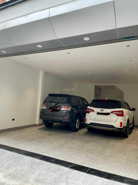 Lâm Hạ, Long Biên - an sinh đỉnh - oto tránh, vỉa hè - full nội thất