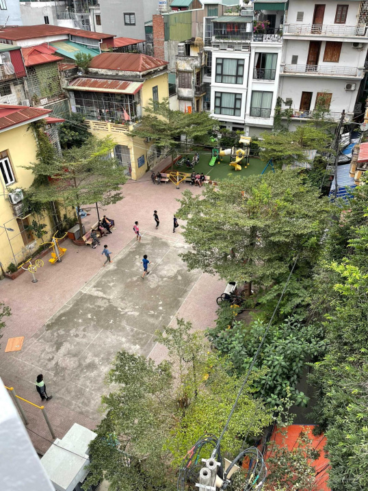 Lô góc kinh doanh - bán nhà phố Khâm Thiên: 40m2 5 tầng - 5.68 tỷ - Mặt tiền 6m - vị trí cực đẹp