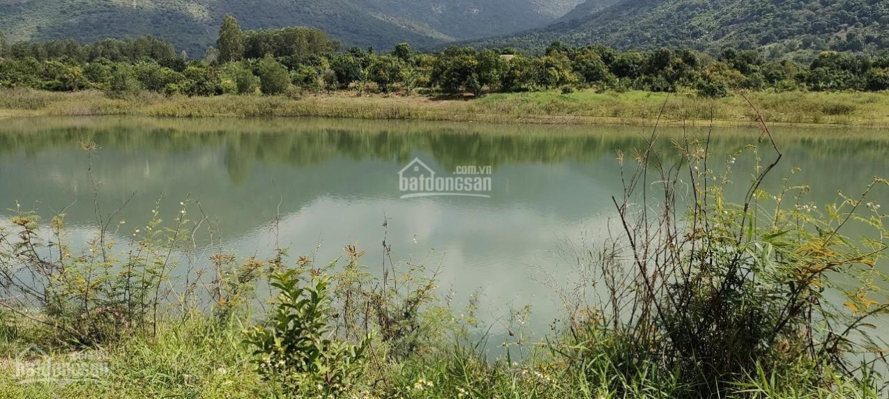 Mặt hồ Am Chúa dài 130m - view siêu đẹp Nha Trang