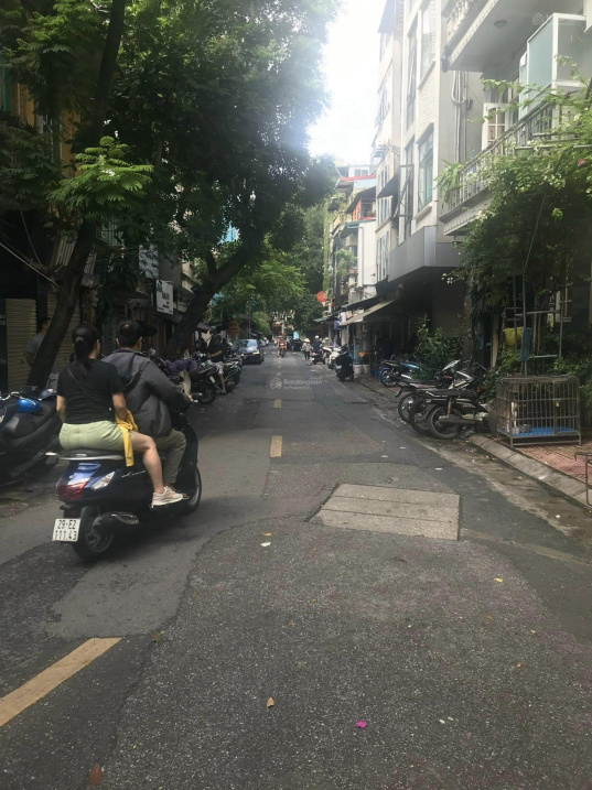 Mặt phố Nguyễn Trung Trực Ba Đình, lô góc 95m2 4 tầng MT 5.1m chỉ 30 tỷ