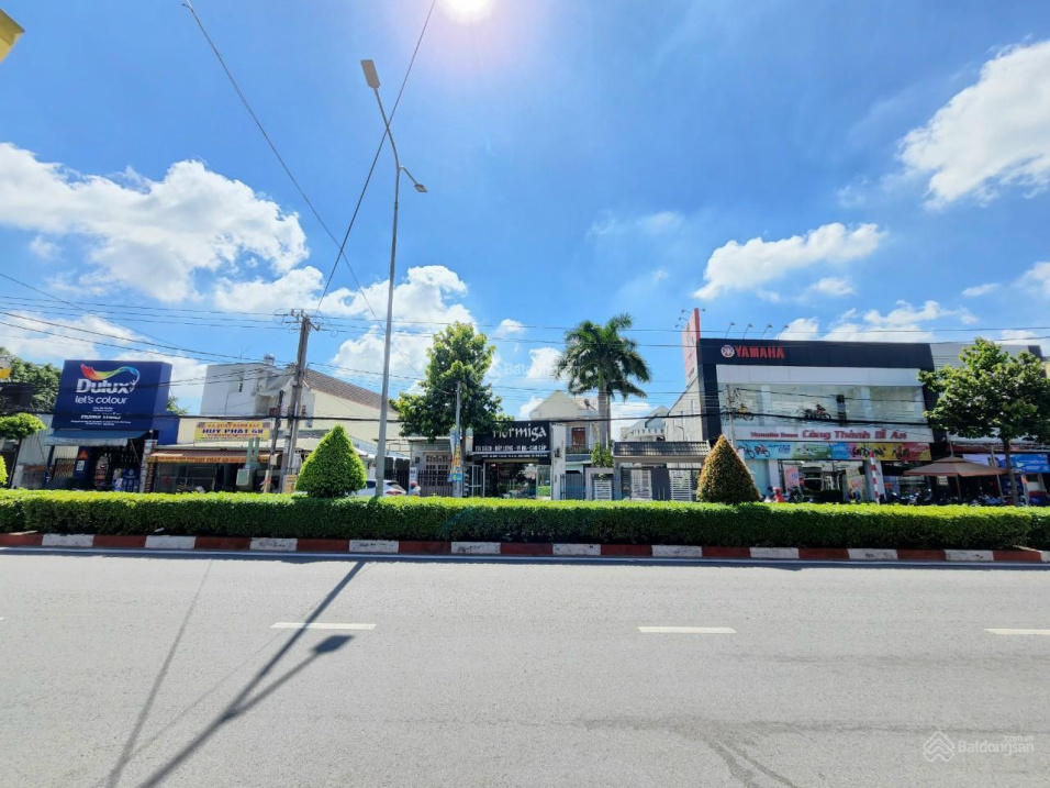 Mặt tiền KD Nguyễn An Ninh gần TTHC Dĩ An có nhà 1 trệt lầu và kiot cho thuê, 208m2 ngang 7m