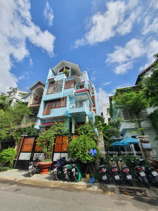 Mặt tiền đường Yên Thế, DT: 9*25m. 4 tầng nổi. Giá chỉ: 50 tỷ. GPXD: Hầm - 8 lầu