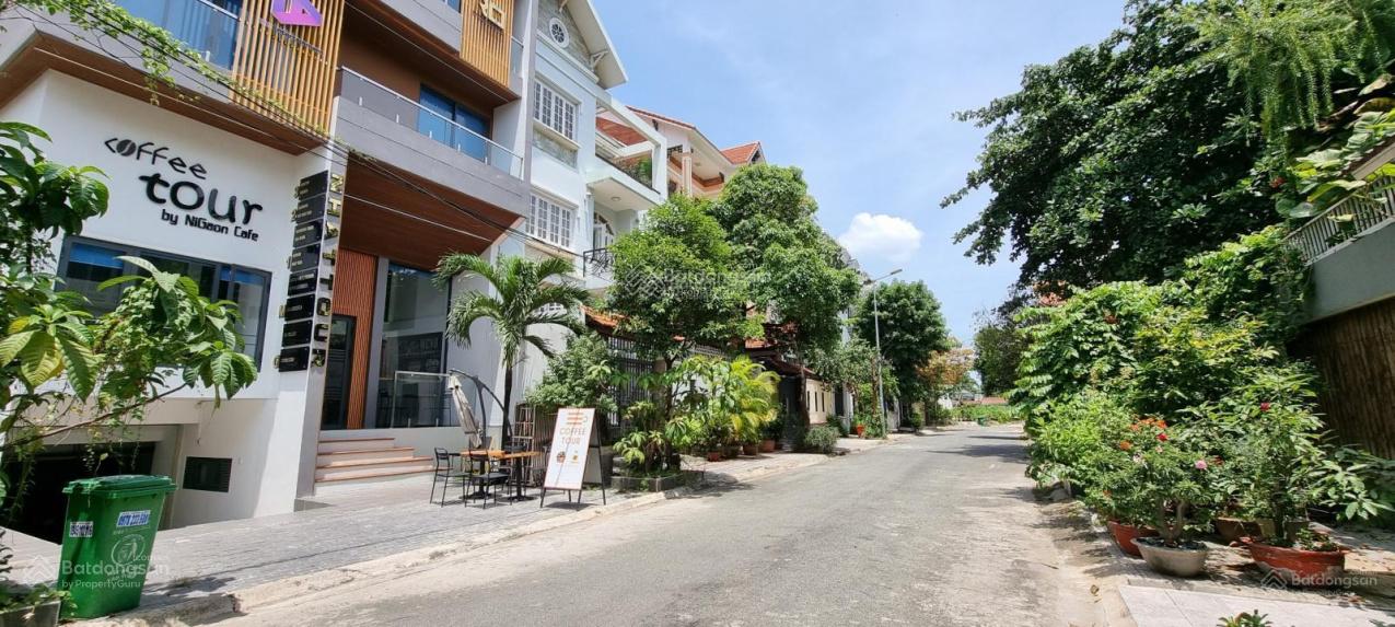 Mặt tiền khu 216 Nguyễn Văn Hưởng - Thảo Điền, 10x20, 200m2, GPXD hầm 5 lầu, giá siêu rẻ 30 tỷ TL