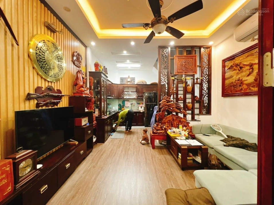 Mỹ Đình nhà xịn đón tết, nhỉnh 4 tỷ, 45m2, gần hồ và bãi ô tô