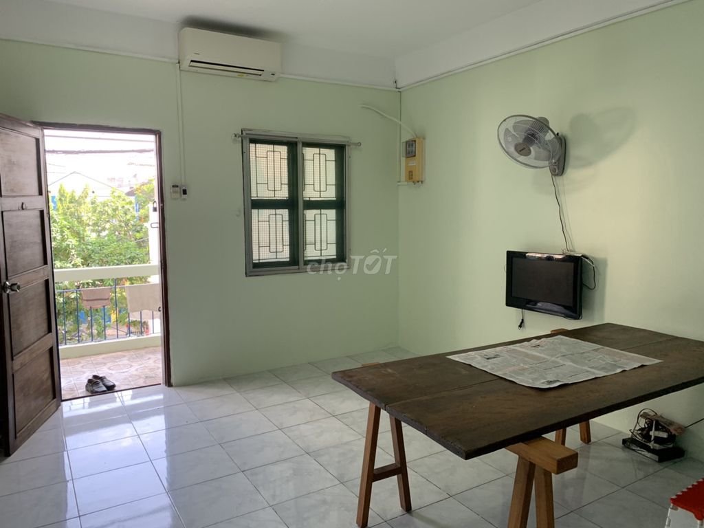 Chính chủ bán hoặc cho thuê CH Chung cư 40, Đường Tăng Bạt Hổ, Phường 11, Quận Bình Thạnh, Tp Hồ Chí Minh