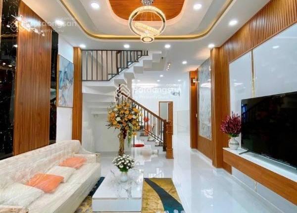 Ngộp bank cần bán gấp mặt tiền Hồng Hà gần công viên Gia Định Phú Nhuận 5 tầng, 4.2x22m giá 15.5 tỷ