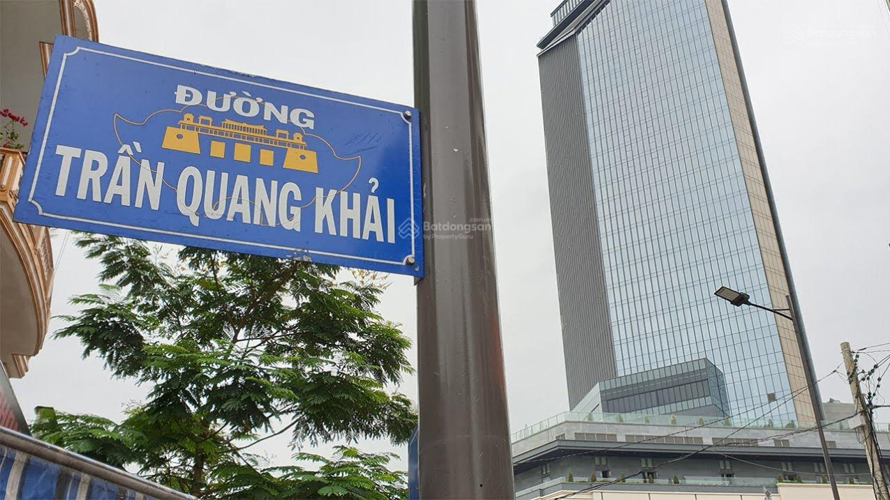 Ngộp ngân hàng giảm 10 tỷ còn 47 tỷ MT Trần Quang Khải, Q1 DT 8.5x16.5 m