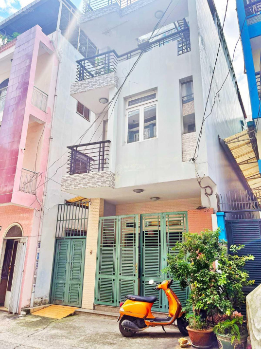 Nhà HXH Nguyễn Cảnh Chân Q1 81m2 4 tầng 5.714, 4 mặt thoáng, an ninh dân trí cao, chỉ 20.2 tỷ TL