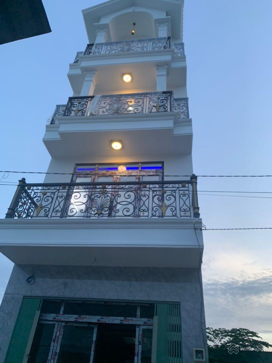 Nhà cần bán gấp thuộc Phường Đông Hưng Thuận, Q12 DT: 4 X 19m đúc 3,5 tấm giá bán 6 tỷ 200tr
