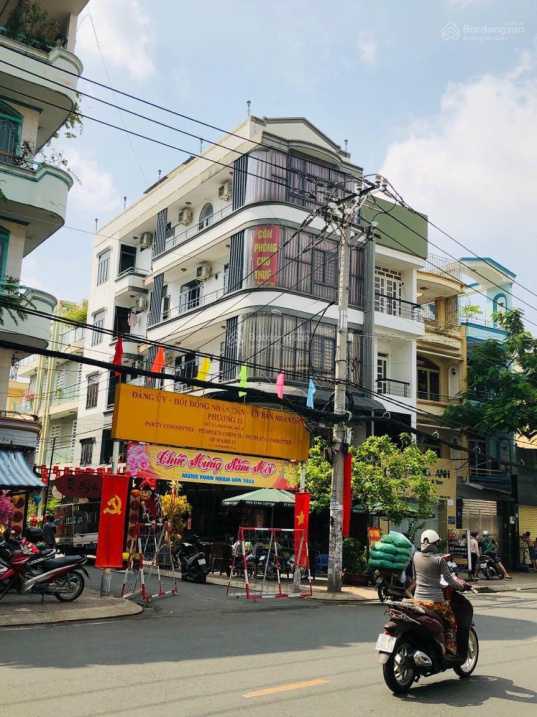 Nhà chia thừa kế cần bán gấp góc 2 MT Nguyễn Thái Bình - 7x20m, 4 tầng, HĐT 230tr/th - giá 68 tỷ TL