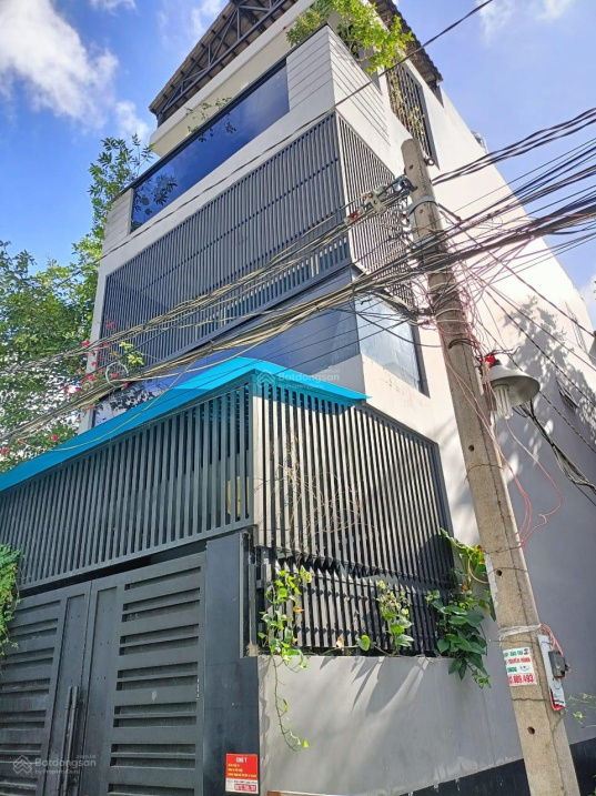 Nhà đẹp 3 tầng 80m2 (4,5X17m) HXH Phú Thuận, Quận 7 ngộp bank chỉ còn 6,7 tỷ