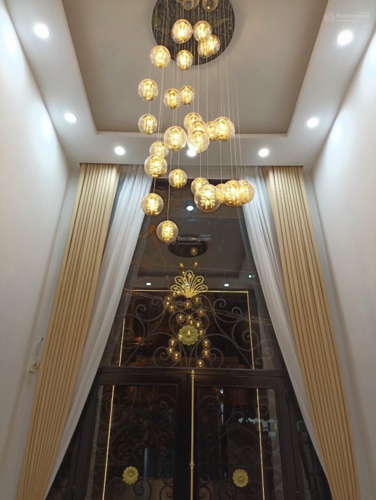 Nhà xịn đét như phòng trưng bày tại Mễ Trì nhỉnh 5 tỷ có 7 tầng 45,5m2 (MTG)