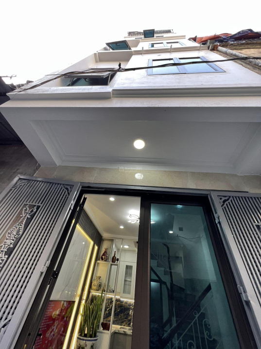 Nhà xinh giá cũng xinh! Trung tâm Đống Đa ngõ thoáng nội thất lung linh nhỉnh 2 tỷ