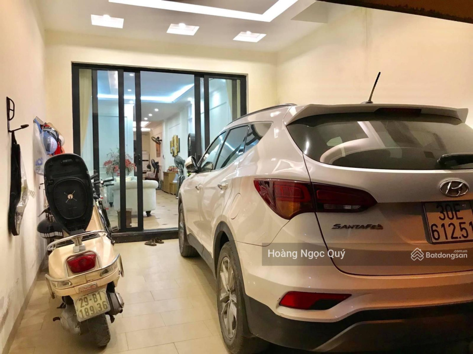 Nhỉnh 100tr/m2 bán gấp liền kề Nguyễn Văn Lộc 80m2*5T vỉa hè 3m sát chung cư hầm gara hơn 9 tỷ