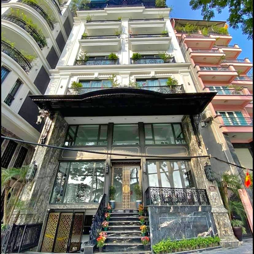 10.5 tỷ phố Ngọc Hà 136m2 mặt tiền 12m đối diện Lăng Bác an sinh vip quận Ba Đình