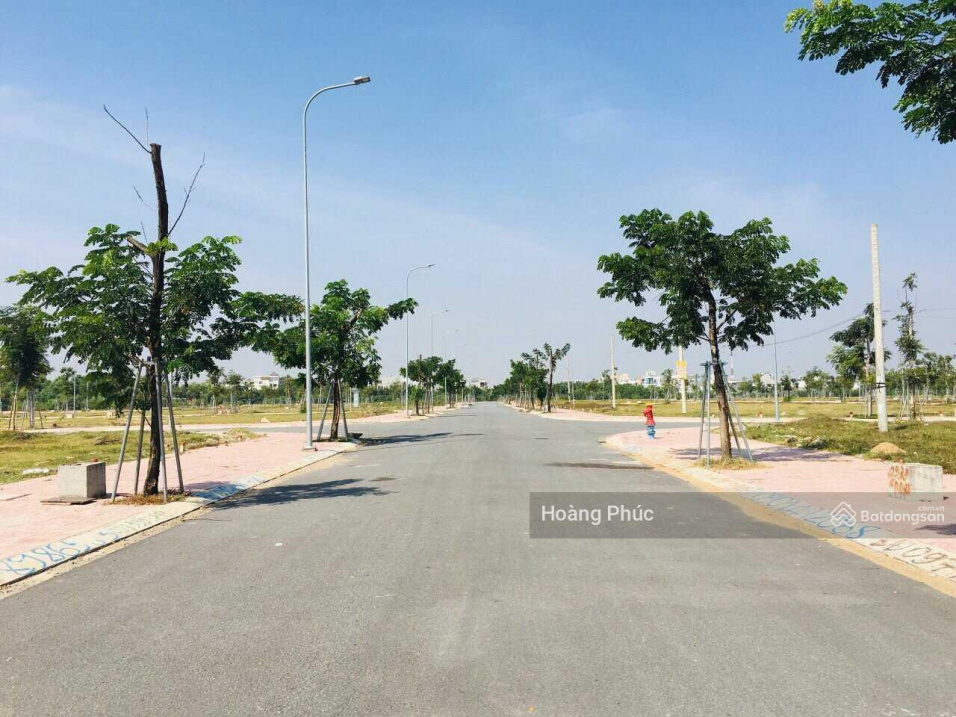 Phúc: 0326 863 791, bán đất mặt tiền Trường Lưu, P. Long Trường, Q9 giá 2,4tỷ/80m2 có sổ hồng riêng
