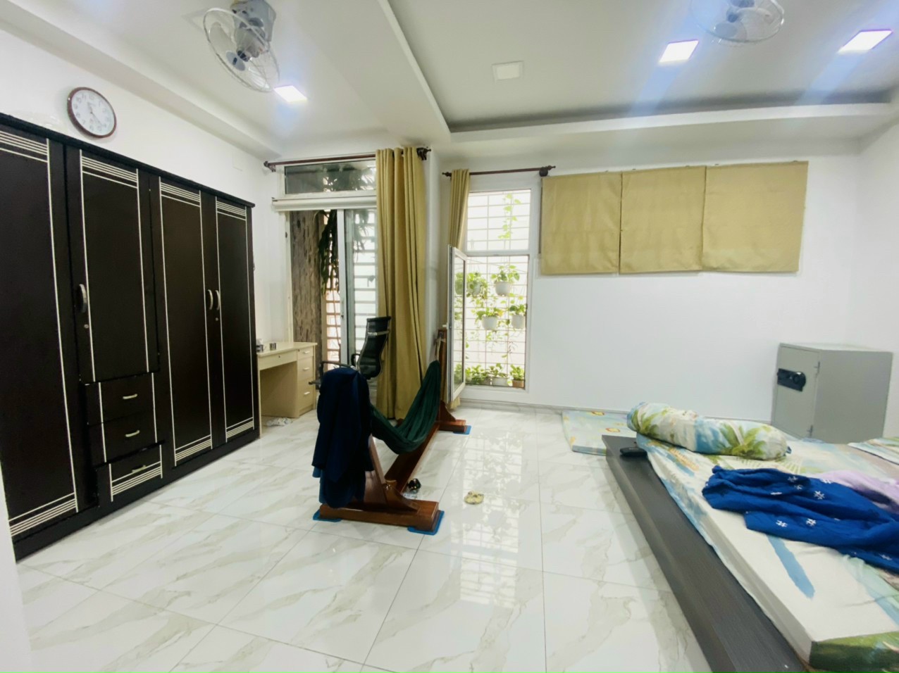  80m2