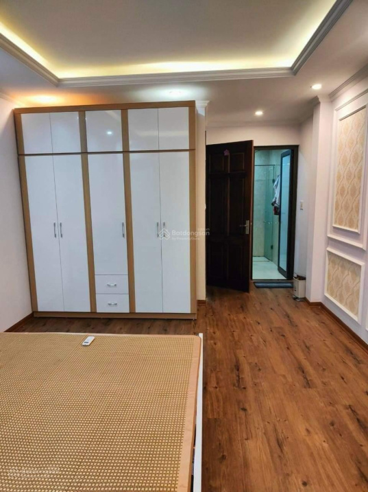 Quá rẻ, ô tô vào, KDVP, PL Mạc Thái Tổ, Cầu Giấy, diện tích sổ 72m2 x 4T, chỉ 11.8 tỷ 0936 043 368