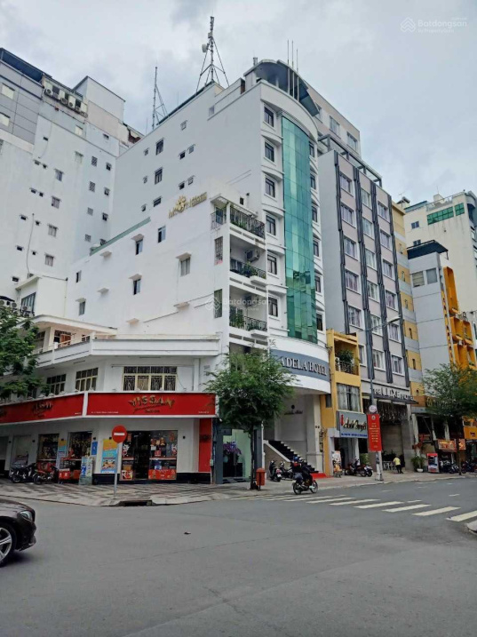 Rẻ nhất KV - Nhà mặt tiền Lê Văn Sỹ, Q. Phú Nhuận, DT 7x20m giá 41 tỷ - XD hầm 8 tầng HĐT 150Tr/Th