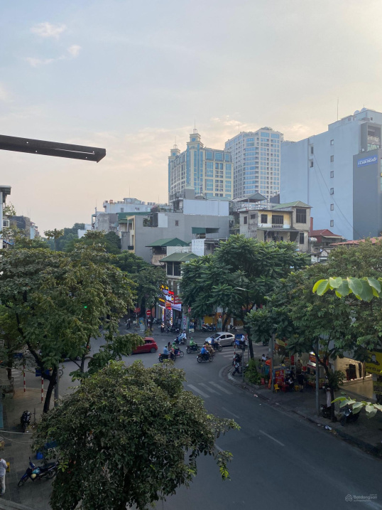 Rẻ nhất khu vực! Chính chủ bán đất mặt phố Huế Hai Bà Trưng - Vincom Bà Triệu 170m2, MT 7m, 6x tỷ