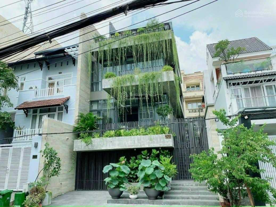 Rẻ nhất tuyến đường mặt tiền Phan Xích Long, P2, Quận Phú Nhuận (8 x 18m) HĐT 250tr/th gía 65 tỷ