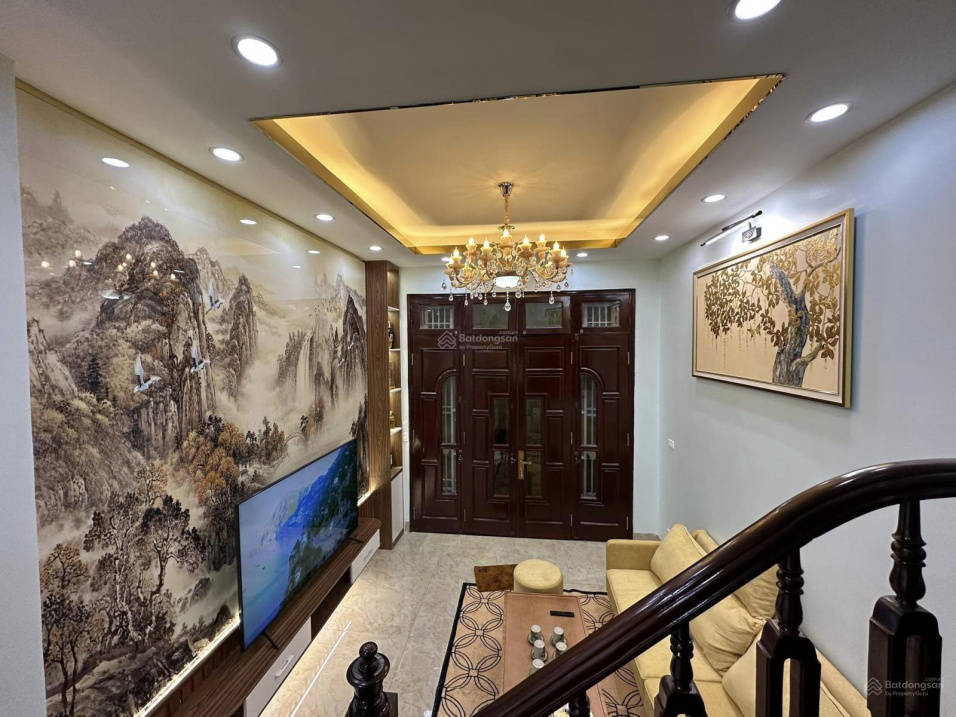 SIÊU PHẨM ĐỐNG ĐA NHỈNH 6 TỶ !! NGÕ NÔNG 2 THOÁNG NỘI THẤT ĐỈNH NHÀ MỚI Ở NGAY !!