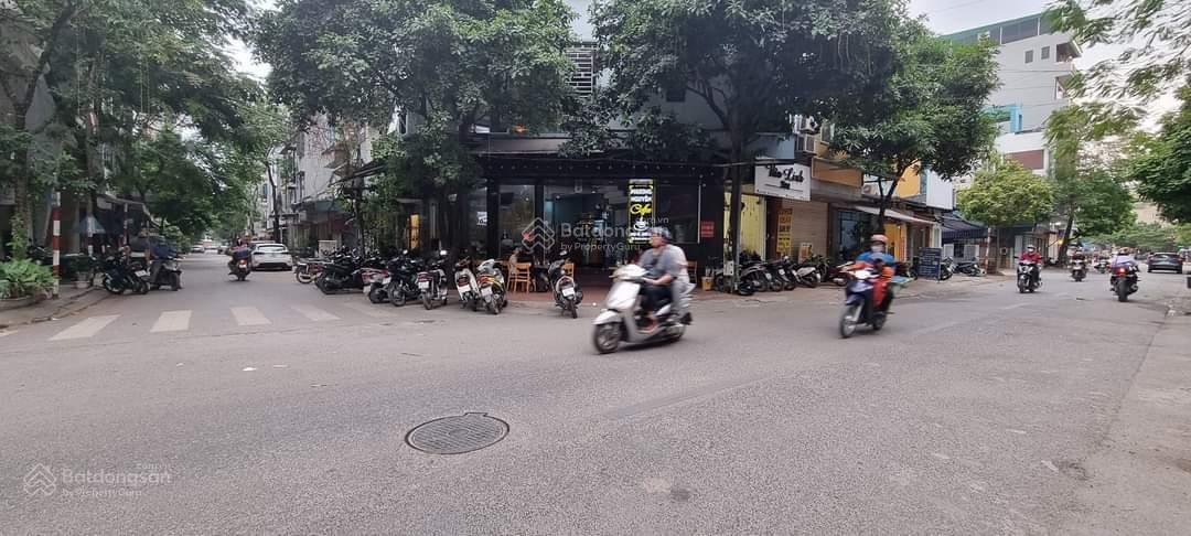 Siêu hiếm, 180m2 đất khu tái định cư mới, Hồ Tùng Mậu, tòa nhà MT 11m, vỉa hè 4m, đường 12m, 25 tỷ