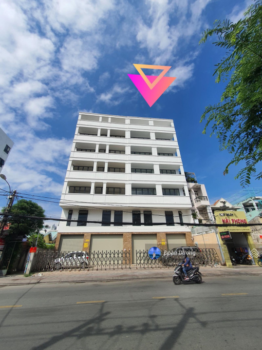 Siêu hiếm! MT Phan Đăng Lưu - Bình Thạnh HĐT khủng 1 tỷ/th. DT: 18x60m hầm 7L DTSD: 5300m2