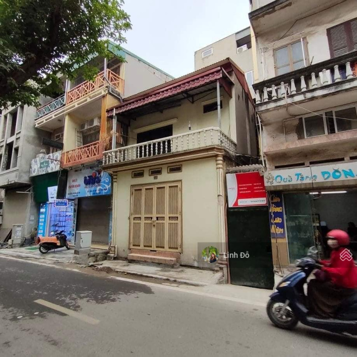 Siêu hiếm, độc đáo. Bán nhà MP Phó Đức Chính, MT khủng 9m, 190m2, KD đêm ngày, 83 tỷ