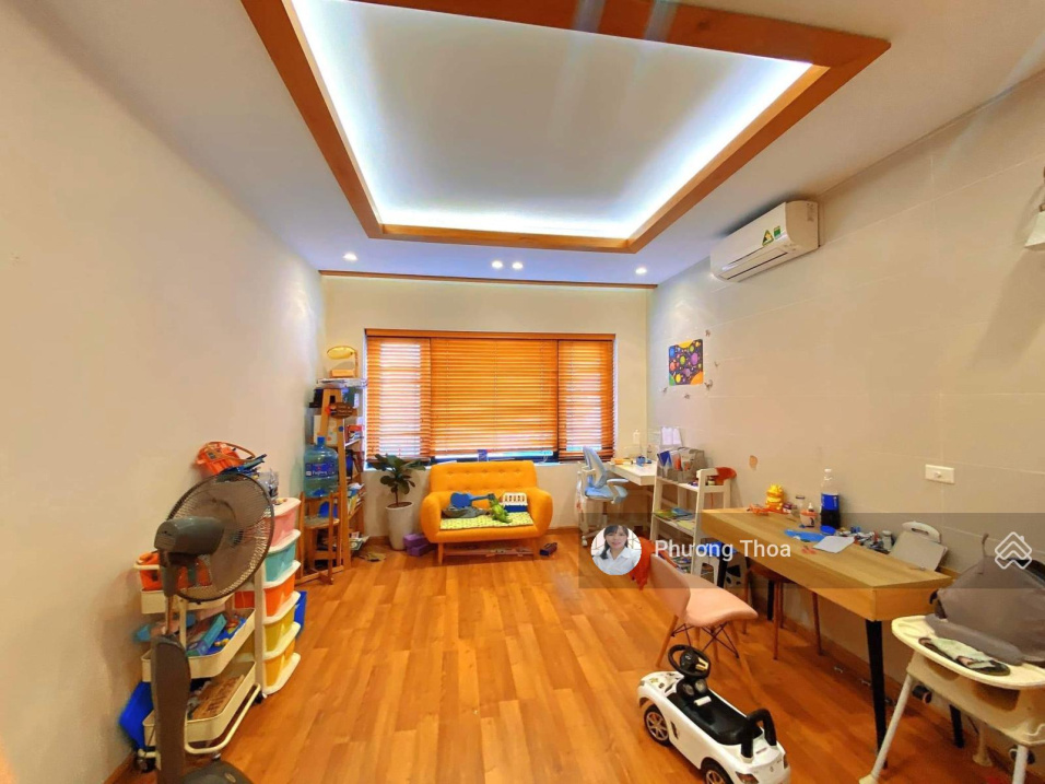 Siêu phẩm CG. Bán nhà riêng Nguyễn Ngọc Vũ, lô góc, ô tô đỗ cửa. Diện tích 60m2, 5 tầng. Chỉ 10 tỷ