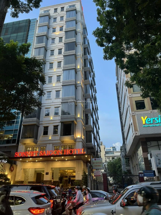 Siêu phẩm MT Đường Nguyễn Trãi, P. Nguyễn Cư Trinh, Quận 1(8,5x27). HĐT: 150 tr. Giá 85 tỷ