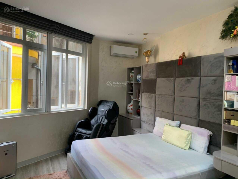 Siêu phẩm góc 3 mặt tiền Nguyễn Trãi Quận 1 - DT 6.8*12 - 5 tầng TM - giá chỉ 13.6 tỷ