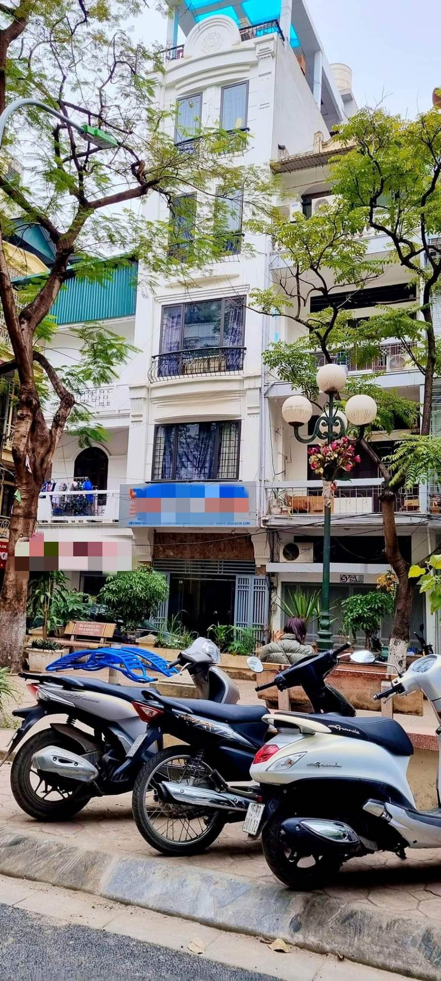 BÁN NHÀ PHỐ NGUYÊN HỒNG, 48M2, 6 TẦNG, MT4,2M, Ô TÔ, KD, GIÁ13,2 TỶ.